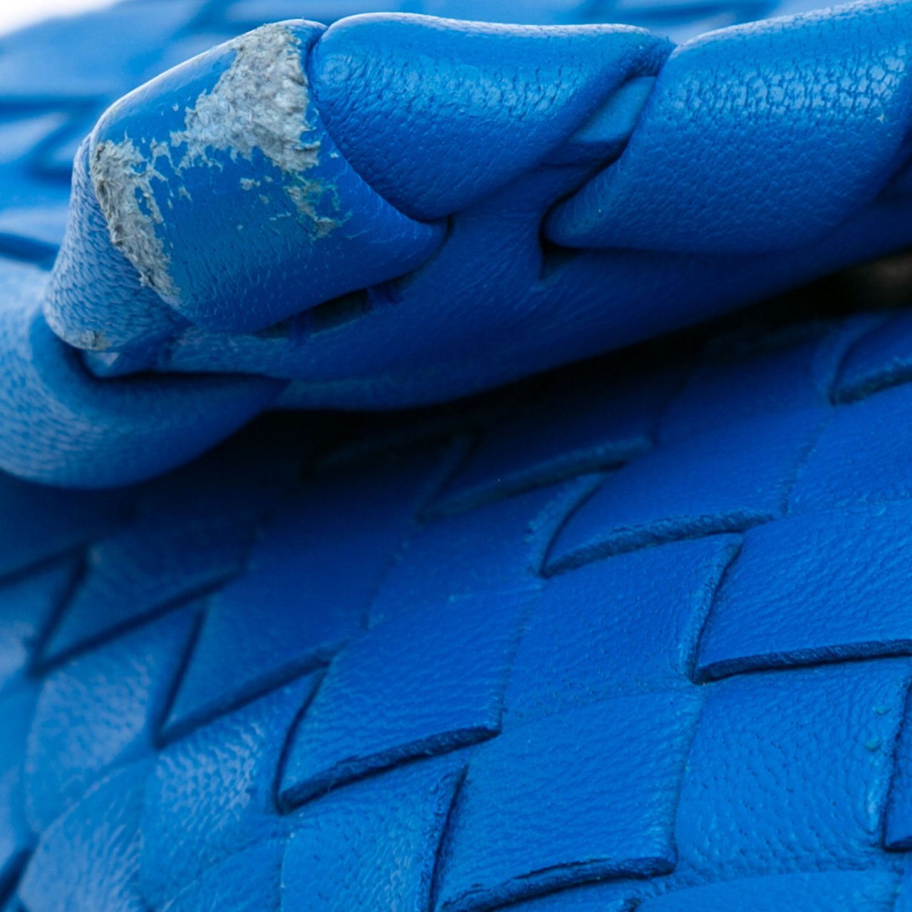 Bottega Veneta Medium Nappa Intrecciato Olimpia Shoulder Bag Blauw