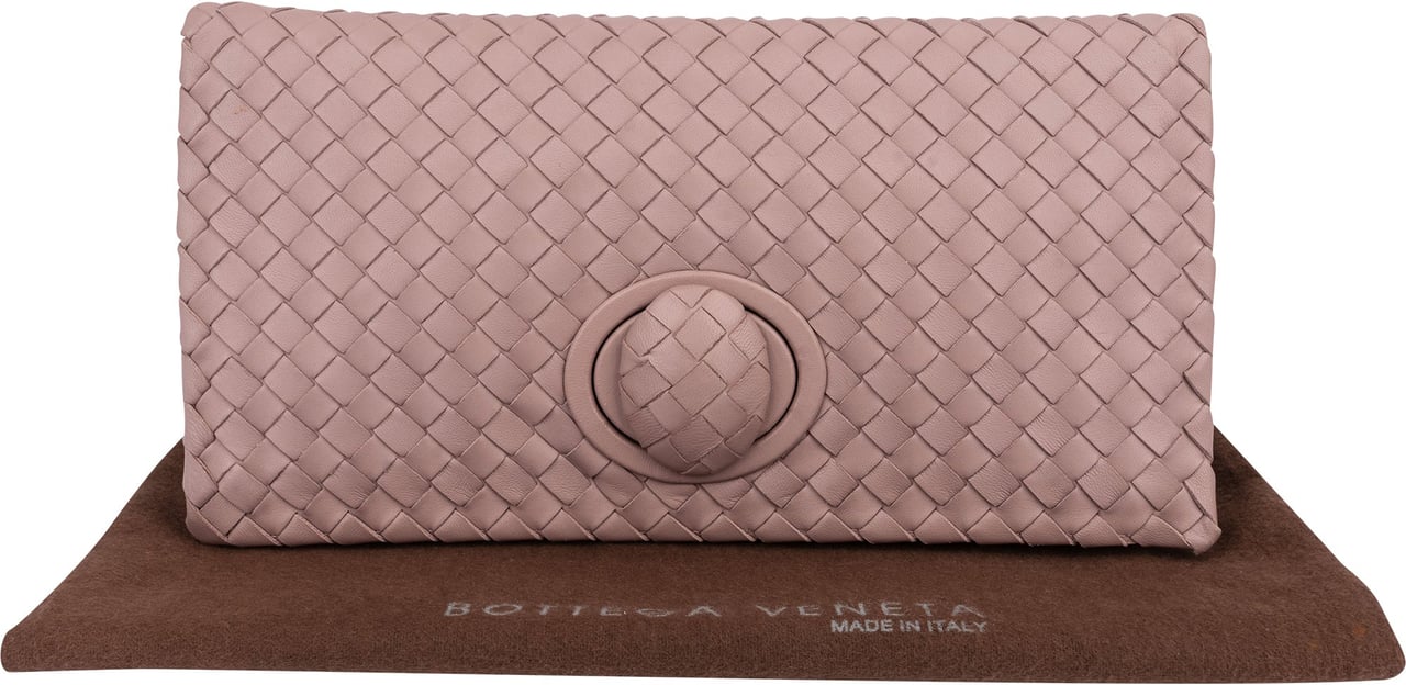 Bottega Veneta Bottega Veneta Intrecciato Leather Turnlock Clutch Roze