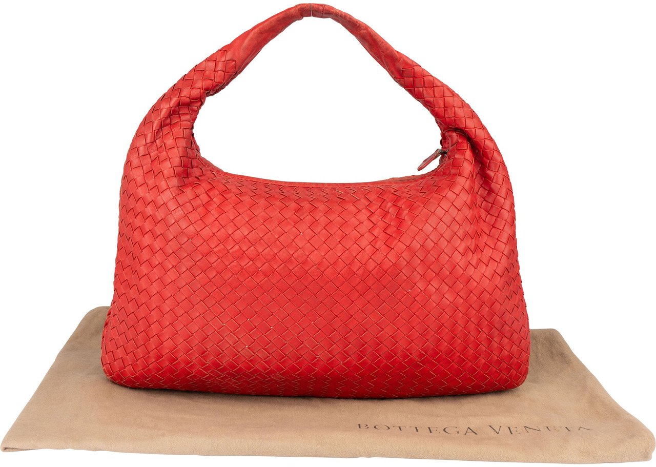 Bottega Veneta Bottega Veneta Red Intrecciato Leather Belly Hobo Bag Rood