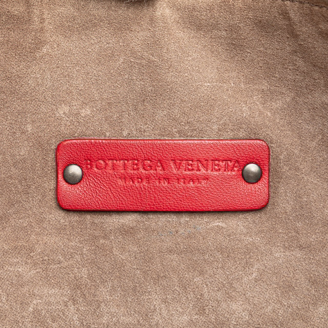 Bottega Veneta Nappa Intrecciato Shoulder Bag Rood