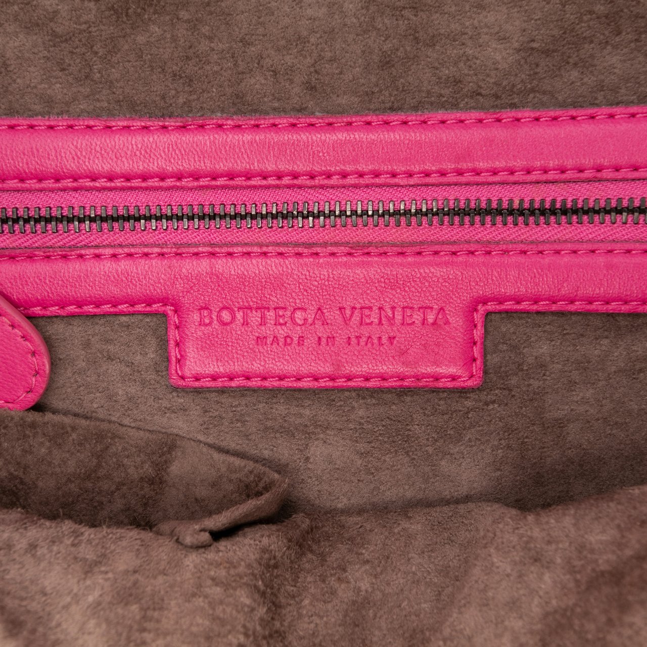 Bottega Veneta Nappa Intrecciato Nodini Crossbody Roze