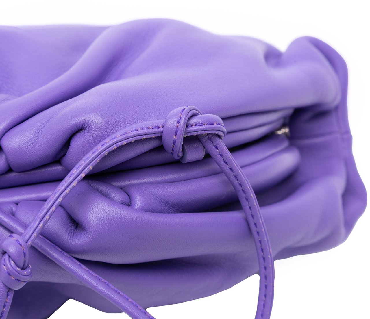 Bottega Veneta Lambskin The Mini Pouch Crossbody Paars