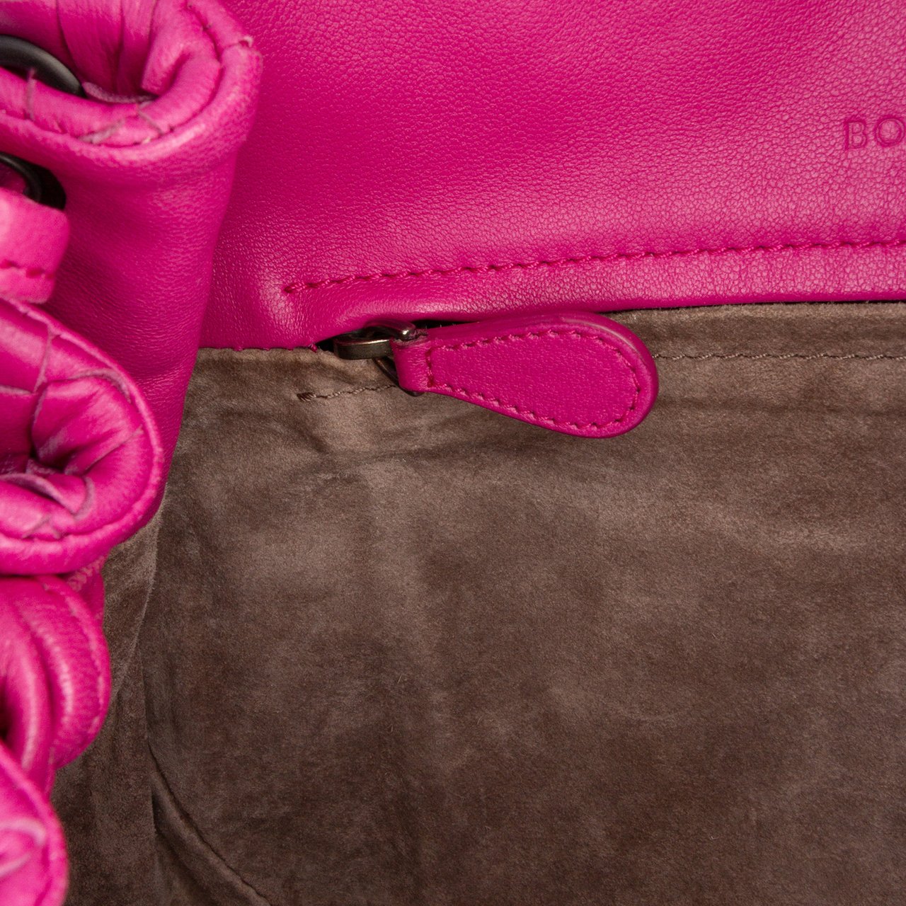 Bottega Veneta Nappa Intrecciato Flap Crossbody Roze