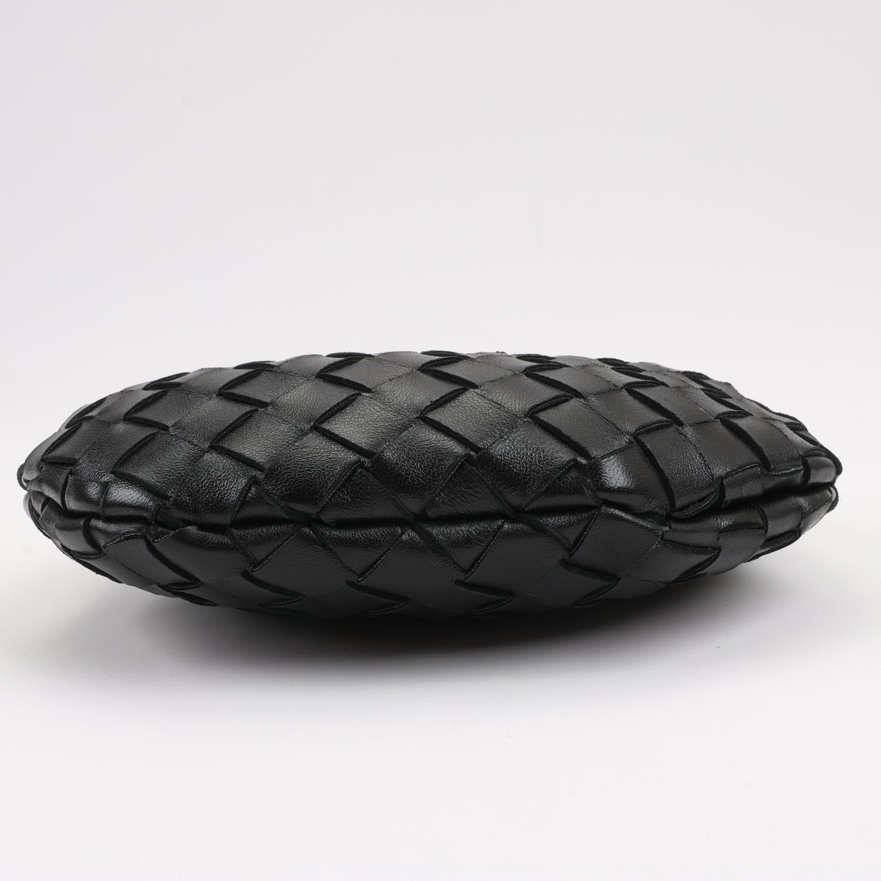 Bottega Veneta Bottega Veneta Intrecciato Sardines Leather Shoulder Bag in Black Zwart