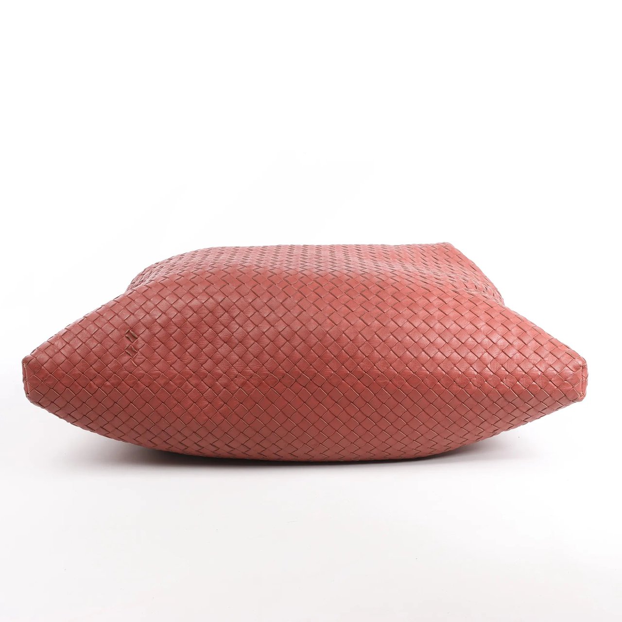 Bottega Veneta Bottega Veneta Intrecciato Leather Handbag in Dusty Red Rood