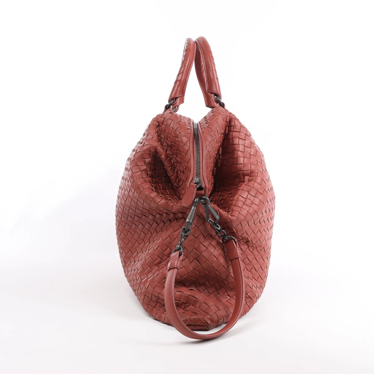 Bottega Veneta Bottega Veneta Intrecciato Leather Handbag in Dusty Red Rood