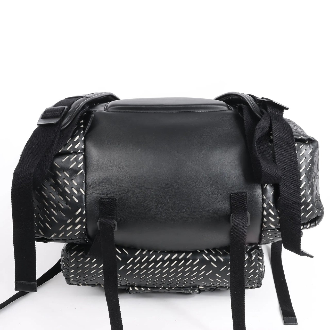 Bottega Veneta Bottega Veneta Perforated Leather Backpack in Black Zwart