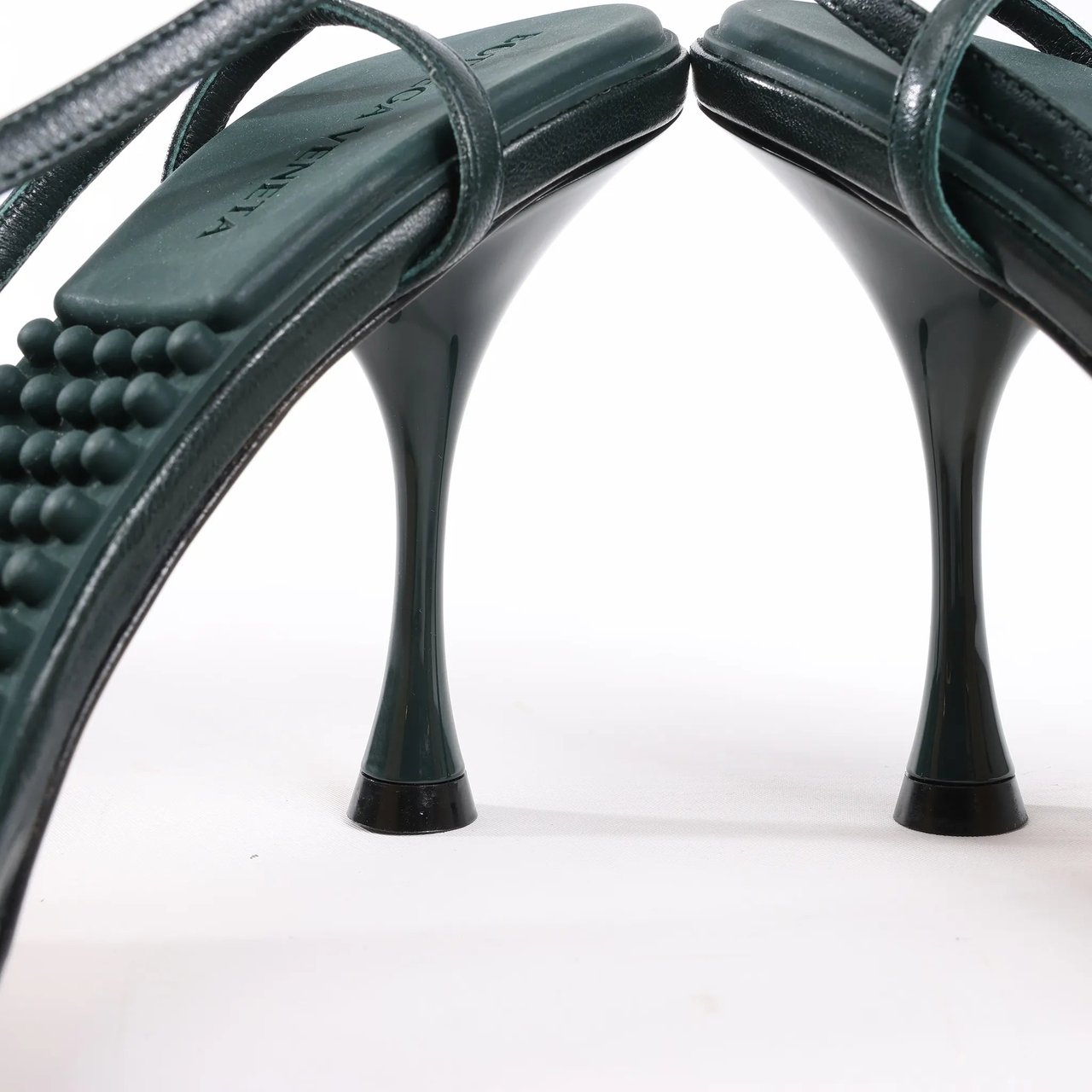 Bottega Veneta Bottega Veneta Leather Heel Sandals in Green, Size 38 EU Groen