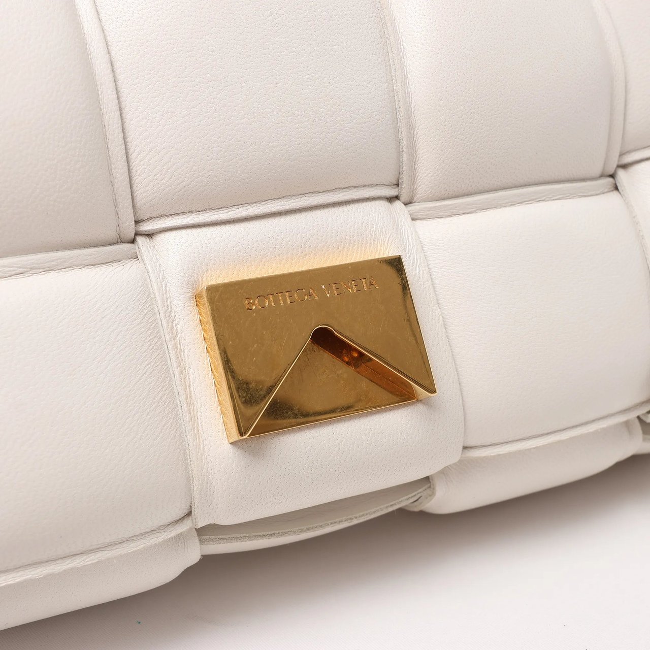 Bottega Veneta Bottega Veneta Padded Cassette Maxi Intrecciato Leather Shoulder Bag in Ecru Beige