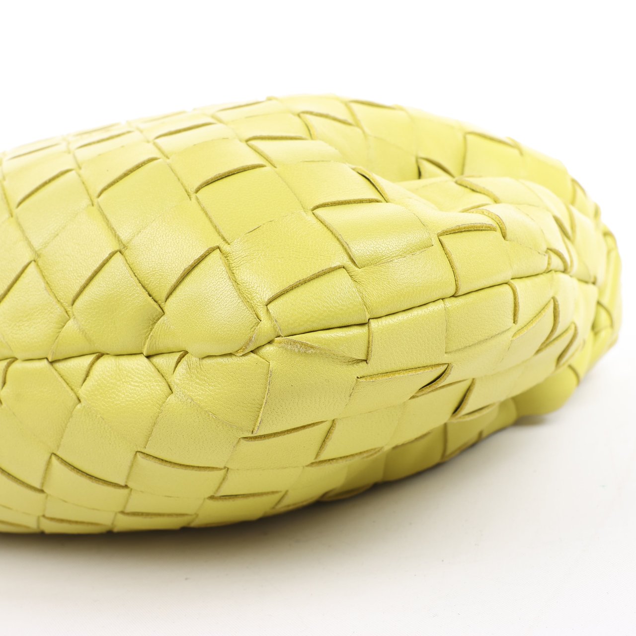 Bottega Veneta Bottega Veneta Intrecciato Mini Jodie Leather Handbag in Yellow-Green Groen