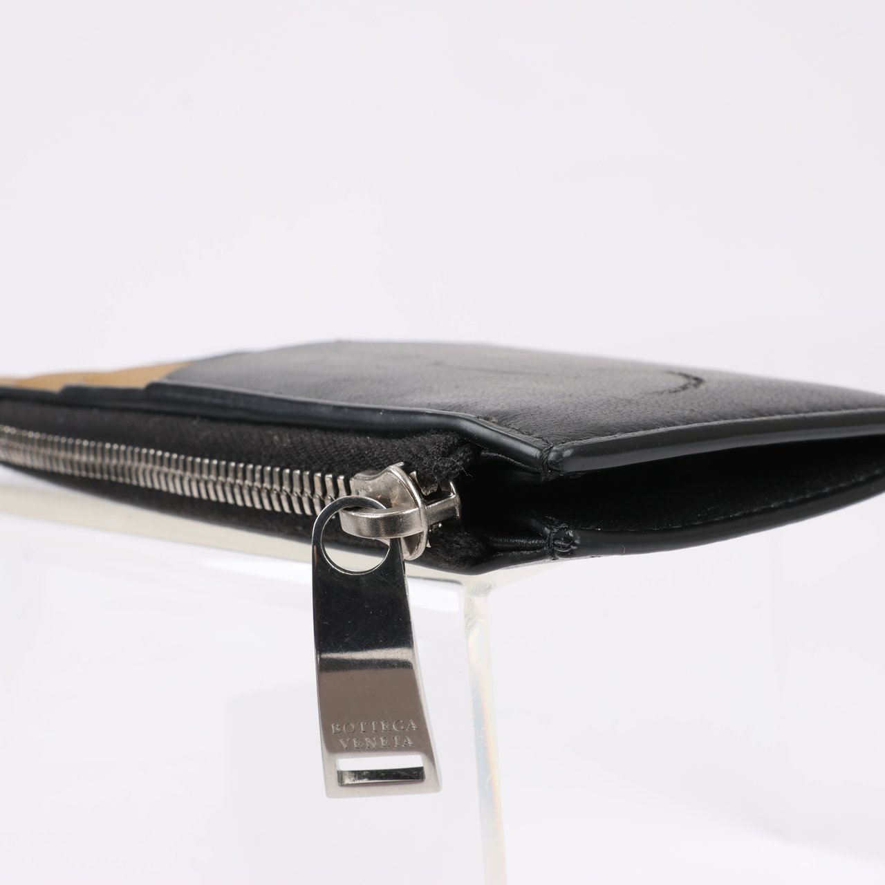 Bottega Veneta Bottega Veneta Leather Fragment Case in Black × Brown Divers