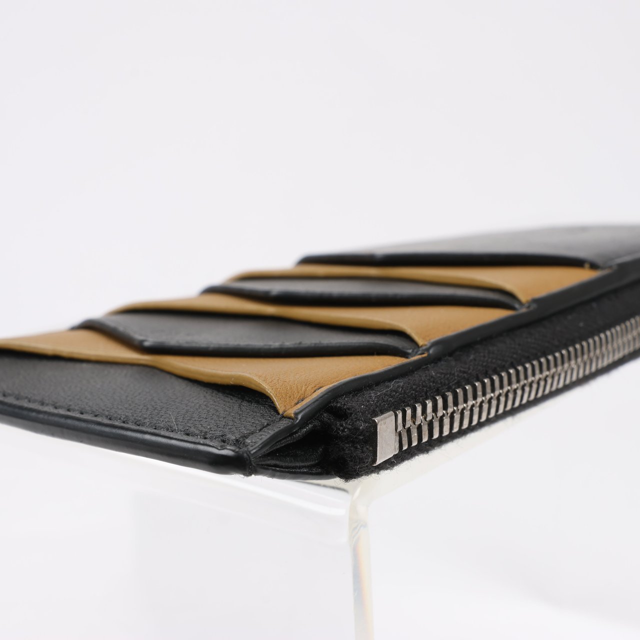 Bottega Veneta Bottega Veneta Leather Fragment Case in Black × Brown Divers