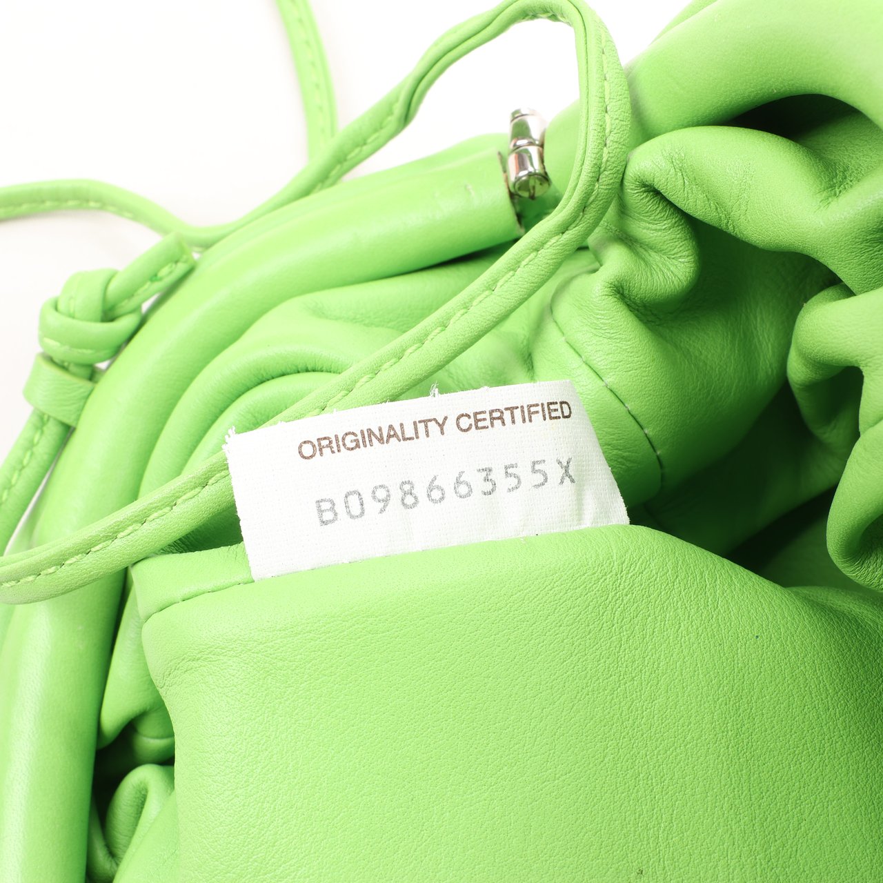 Bottega Veneta Bottega Veneta Mini The Pouch Leather Crossbody bag in Acid Green Groen