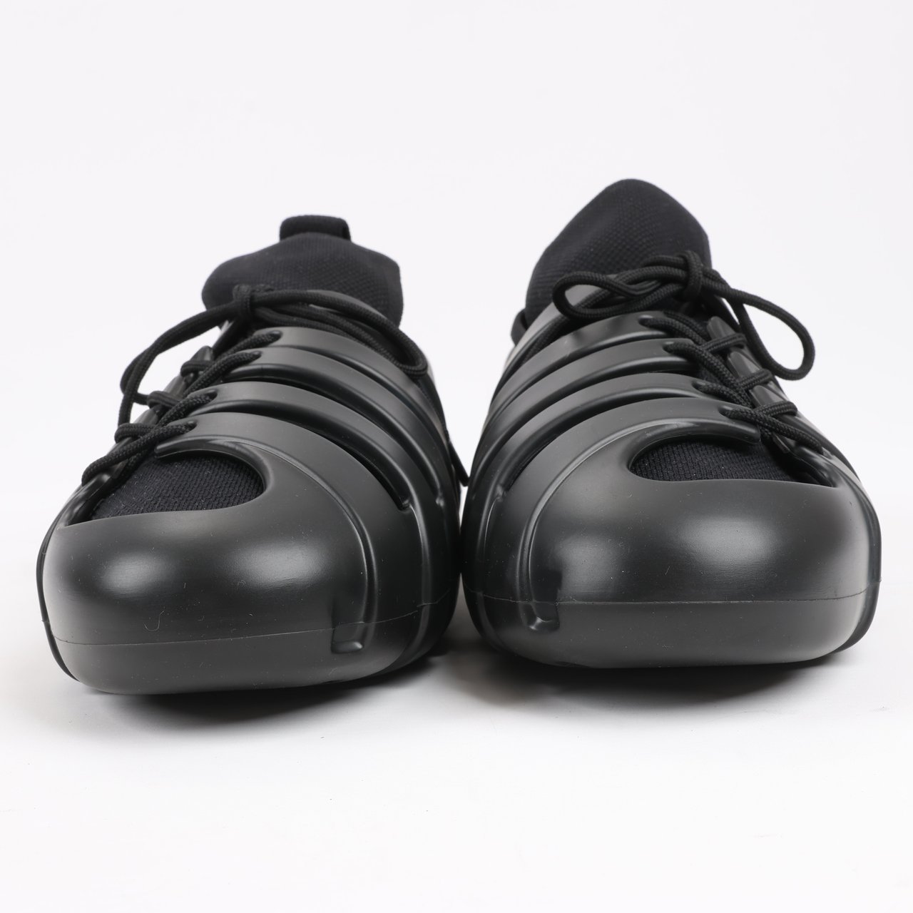 Bottega Veneta Bottega Veneta Trails Knit x Rubber Sneakers in Black, Size 42 EU Zwart