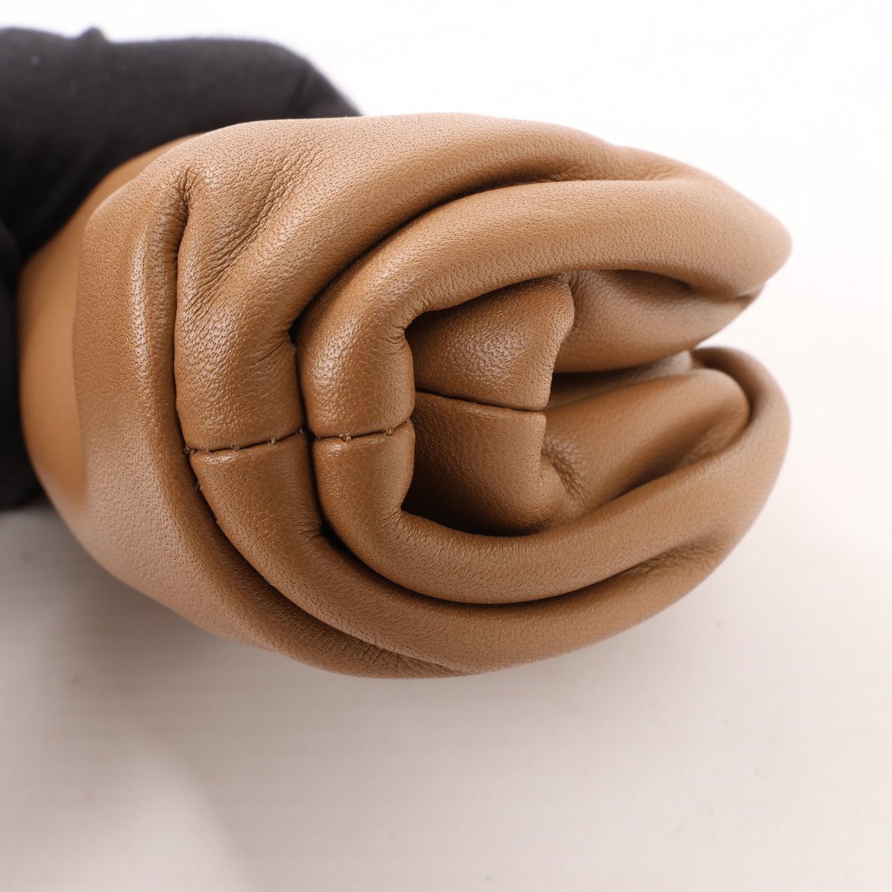 Bottega Veneta Bottega Veneta Micro The Pouch Leather Crossbody bag in Almond Bruin