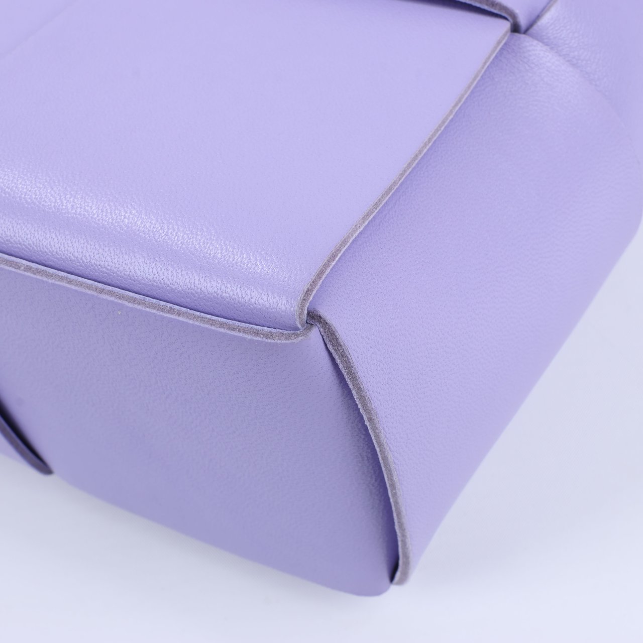 Bottega Veneta Bottega Veneta Nappa Maxi Intrecciato Small Arco 2Way Handbag in Purple (Marketplaces) Paars