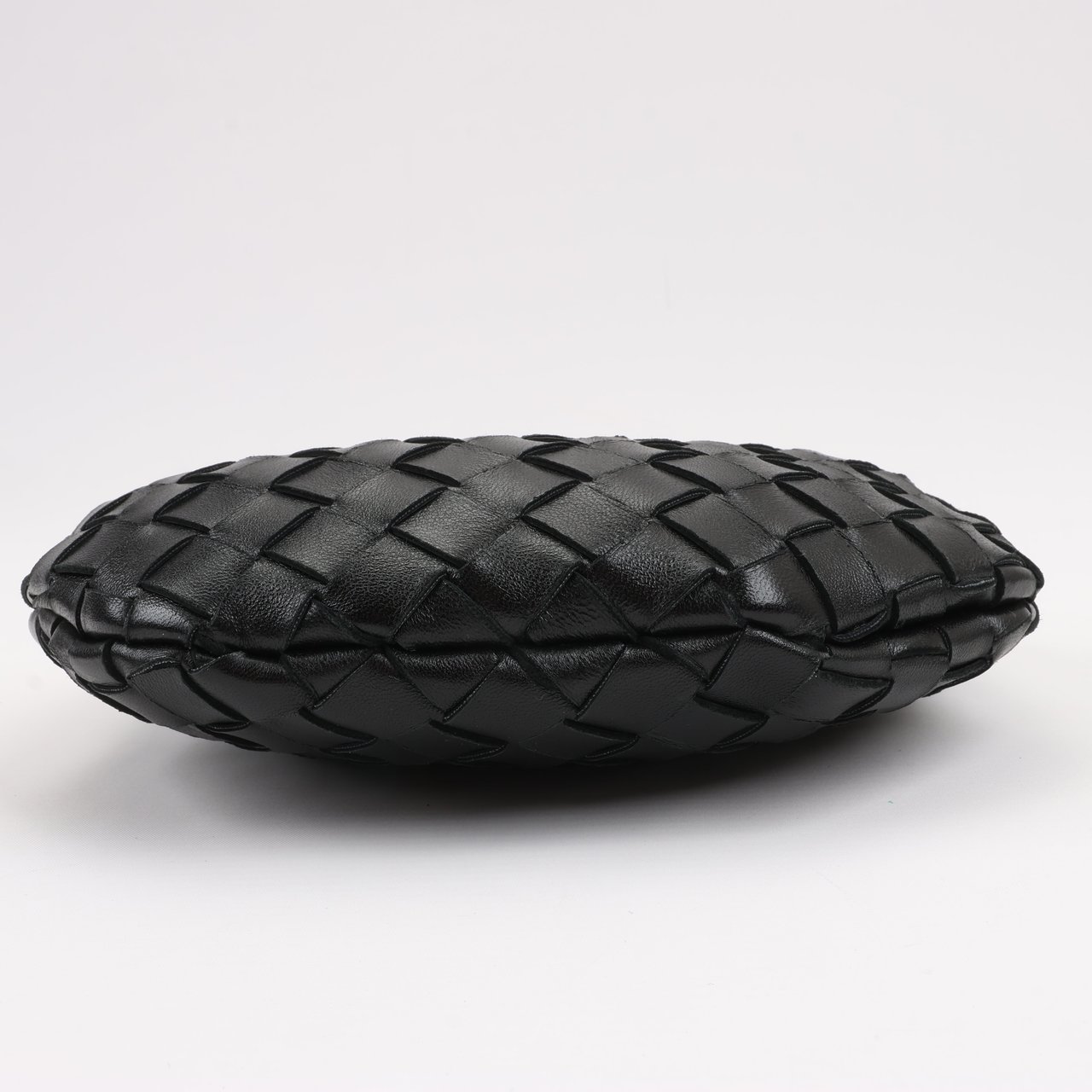 Bottega Veneta Bottega Veneta Intrecciato Sardines Leather Shoulder Bag in Black Zwart