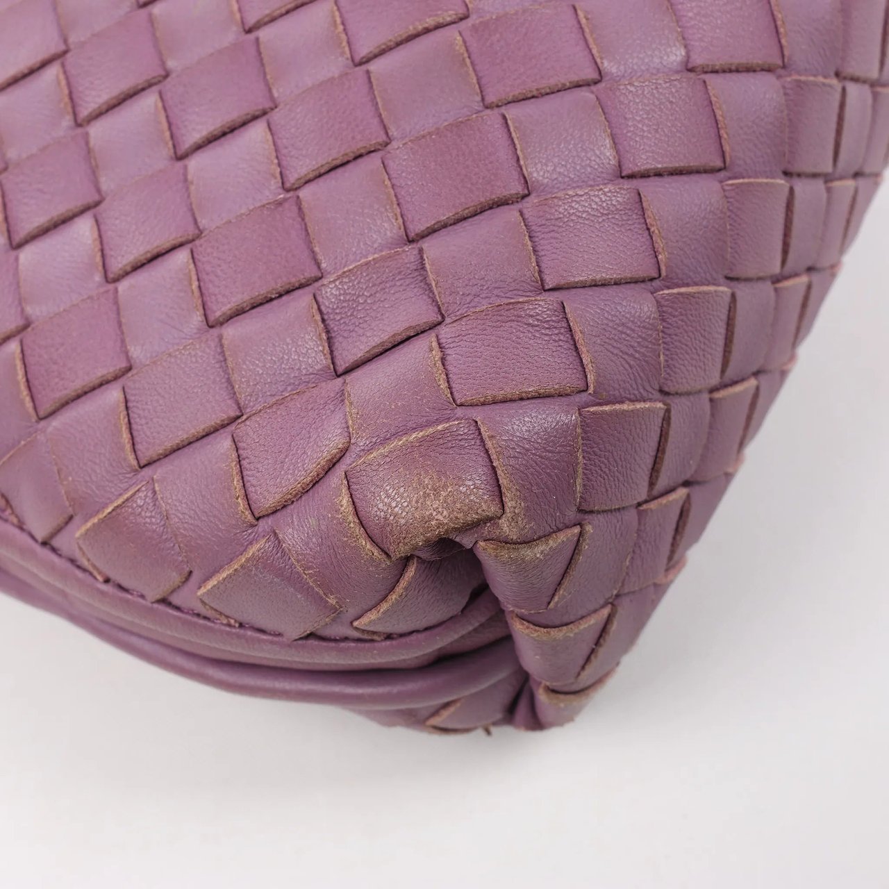 Bottega Veneta Bottega Veneta Nodini Intrecciato Leather Crossbody Bag in Purple Paars