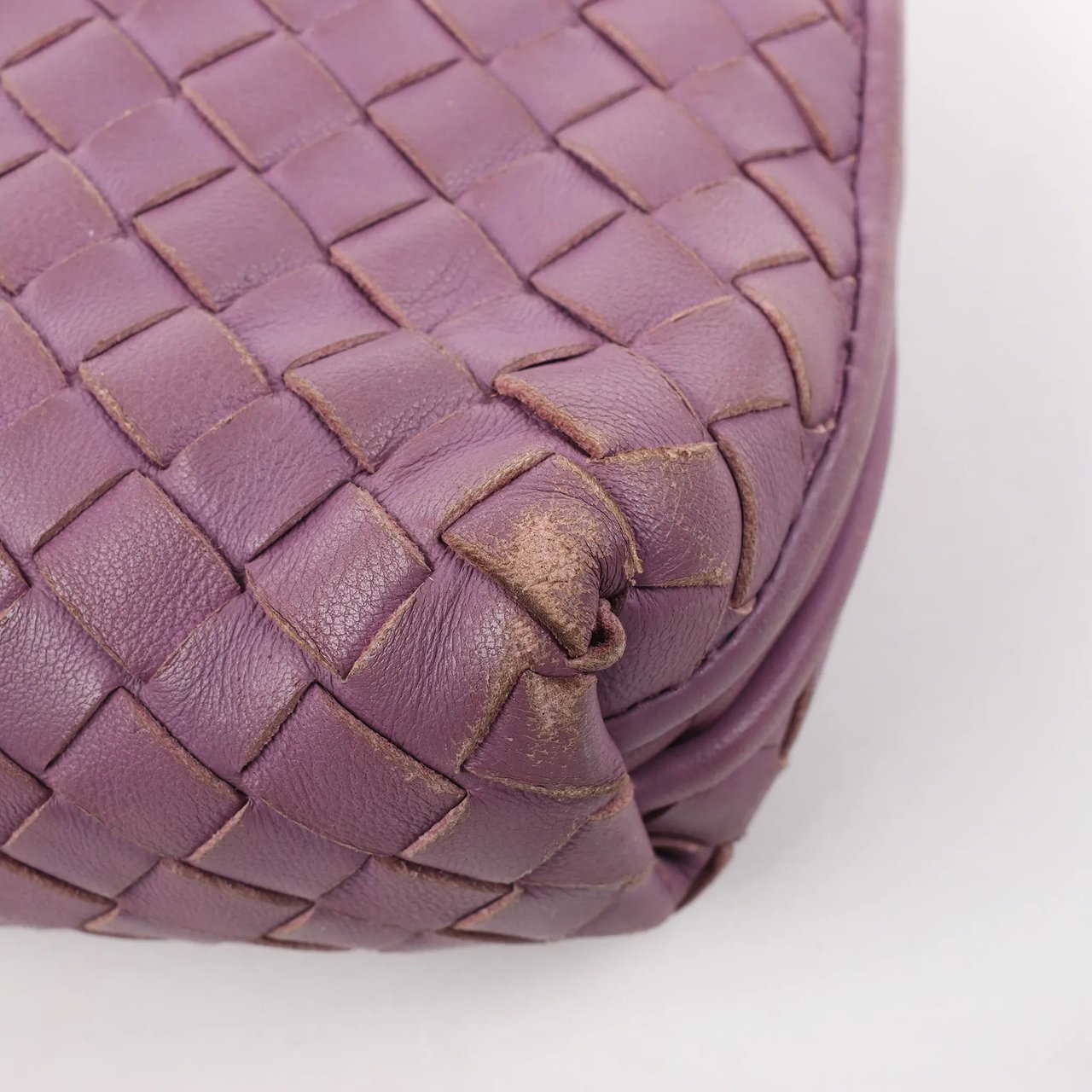 Bottega Veneta Bottega Veneta Nodini Intrecciato Leather Crossbody Bag in Purple Paars