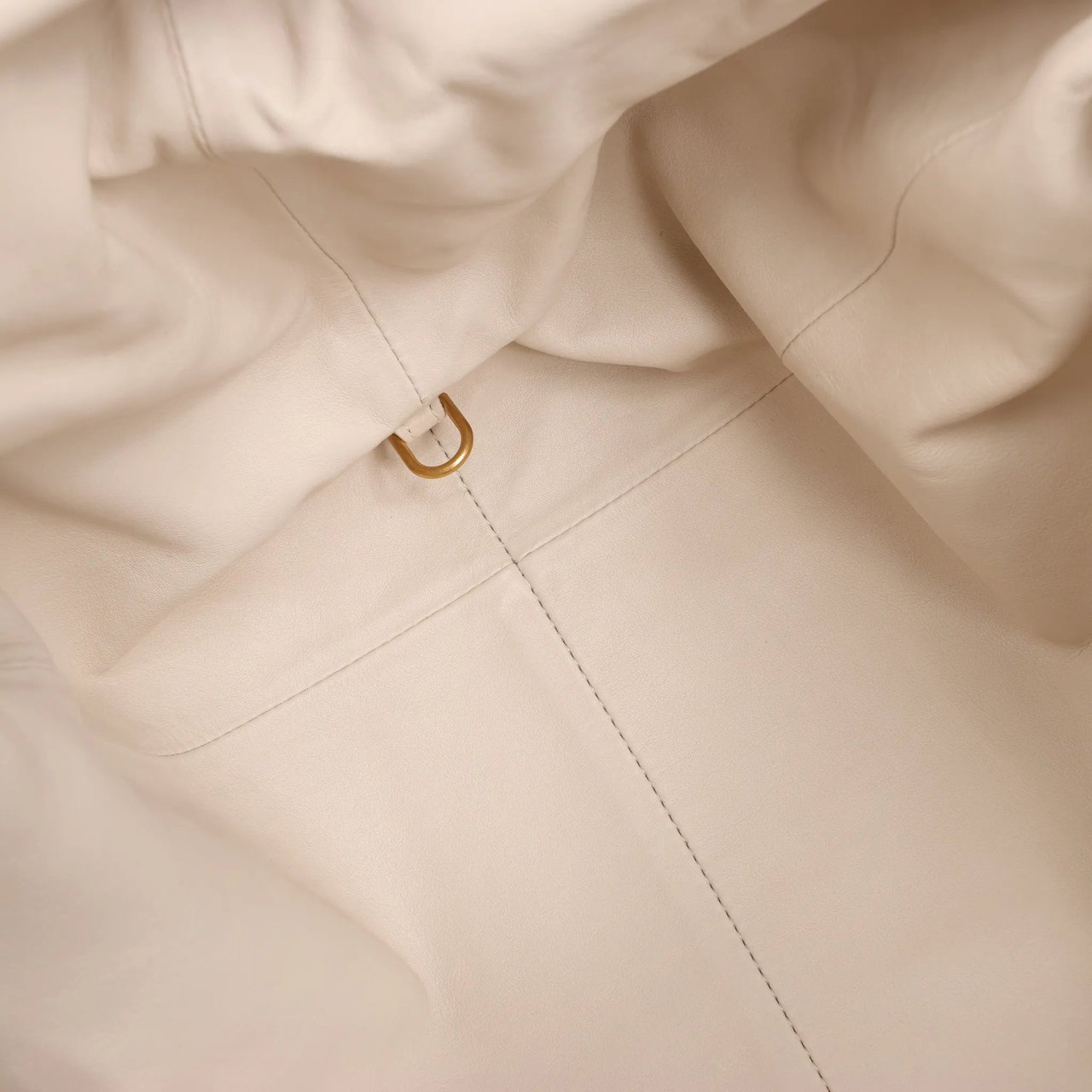 Bottega Veneta Bottega Veneta The Pouch Oversize Leather Clutch Bag in Beige Beige