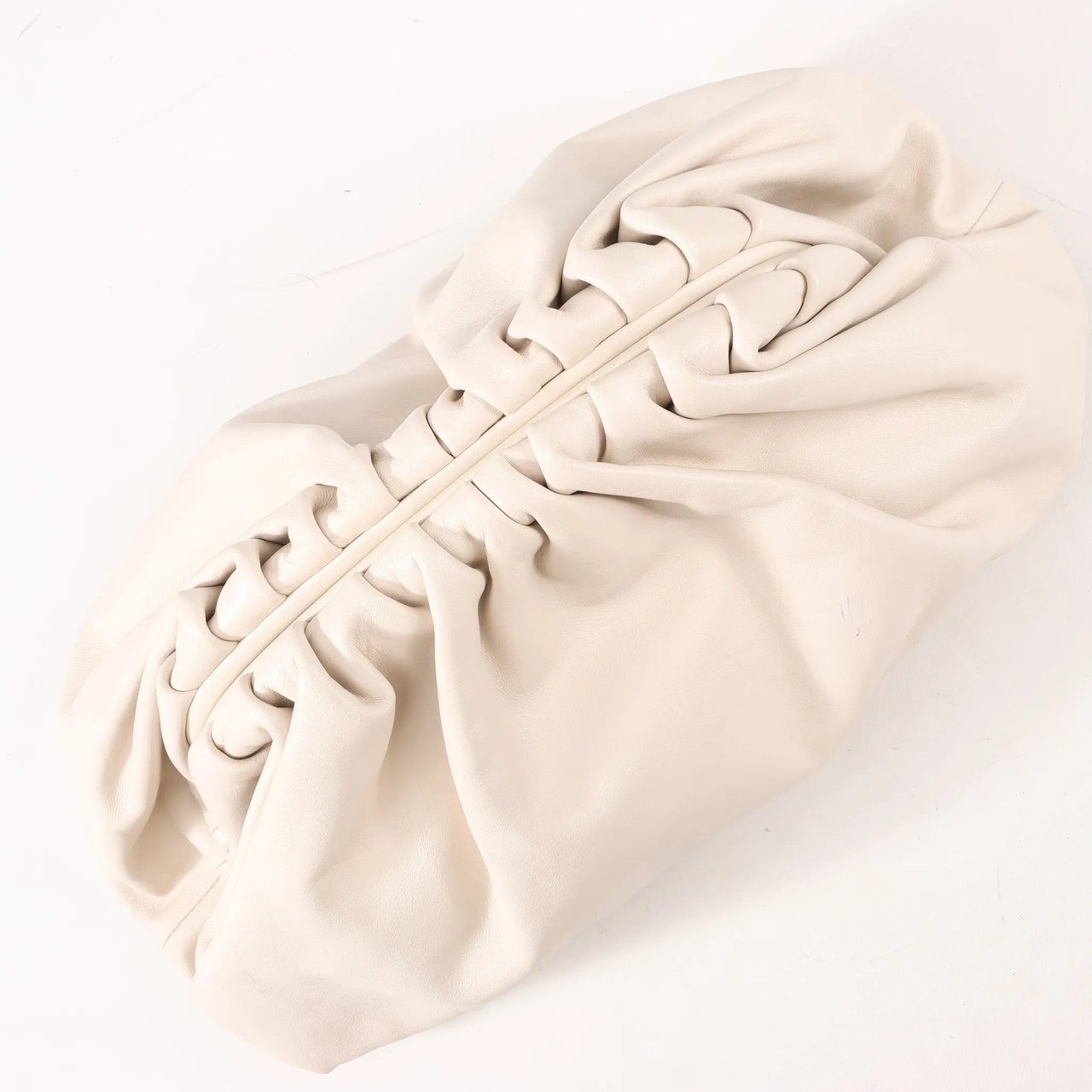 Bottega Veneta Bottega Veneta The Pouch Oversize Leather Clutch Bag in Beige Beige