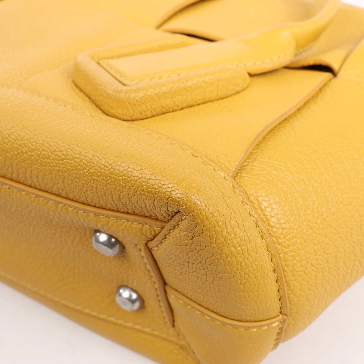 Bottega Veneta Bottega Veneta Mini Arco Maxi Intrecciato Leather Handbag in Yellow Geel