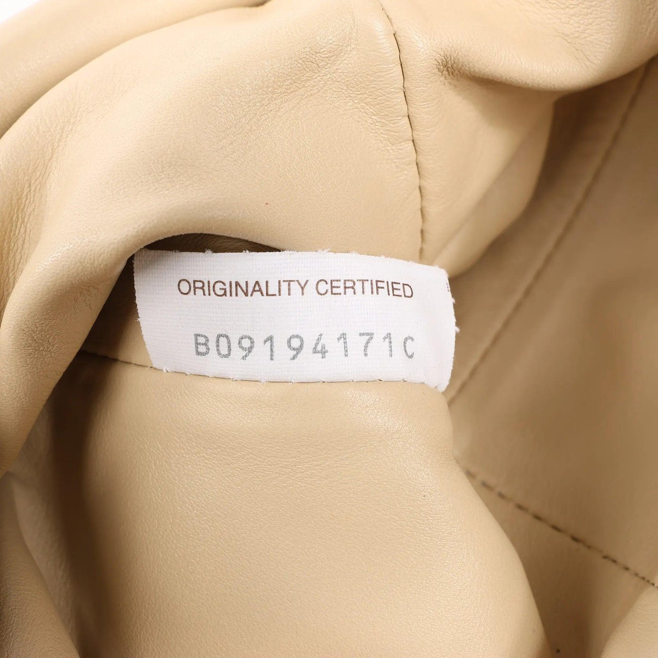 Bottega Veneta Bottega Veneta Mini The Pouch Leather Crossbody bag in Beige Beige