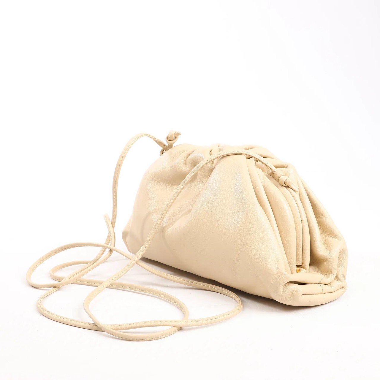 Bottega Veneta Bottega Veneta Mini The Pouch Leather Crossbody bag in Beige Beige