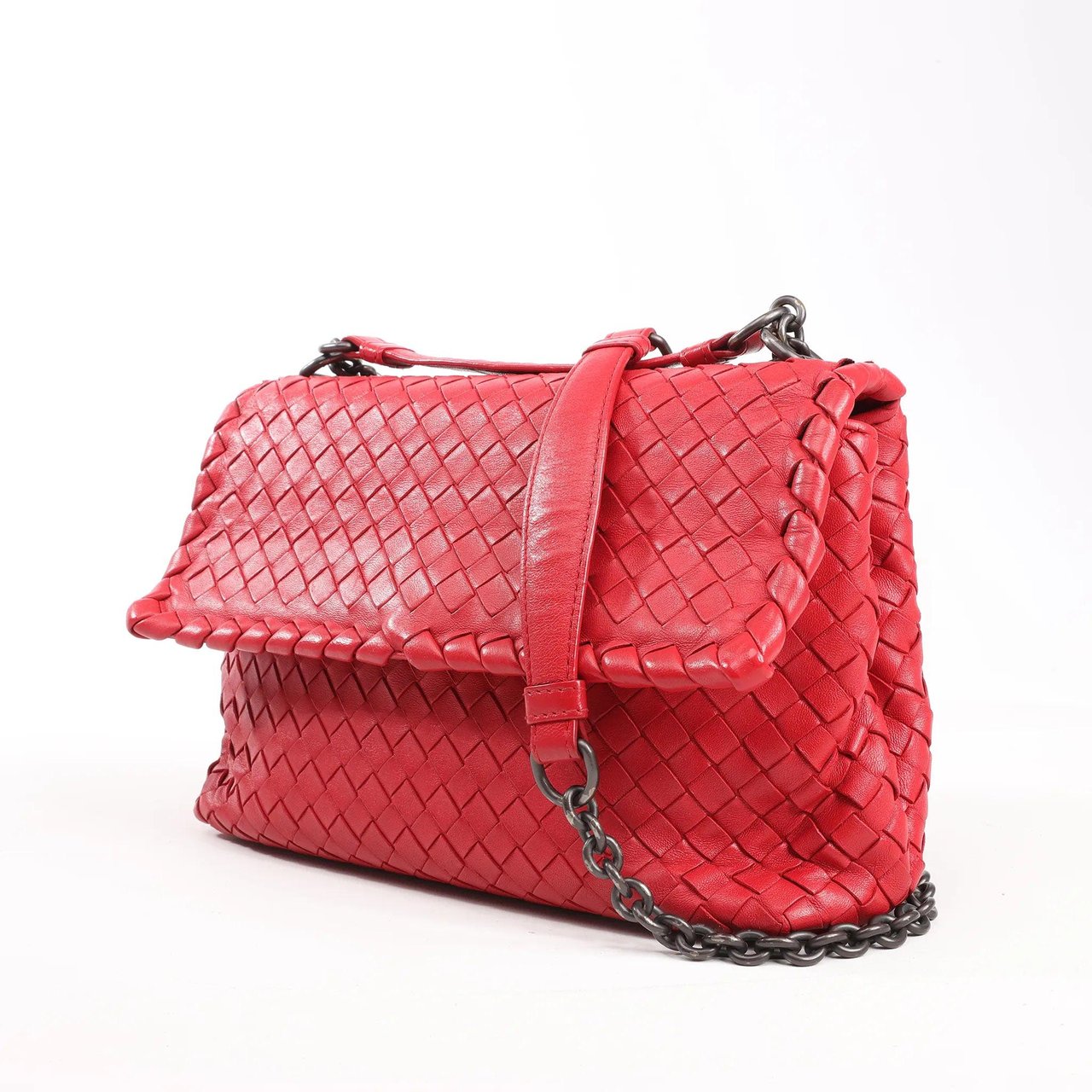 Bottega Veneta Bottega Veneta Intrecciato Leather Shoulder Bag in Red Rood