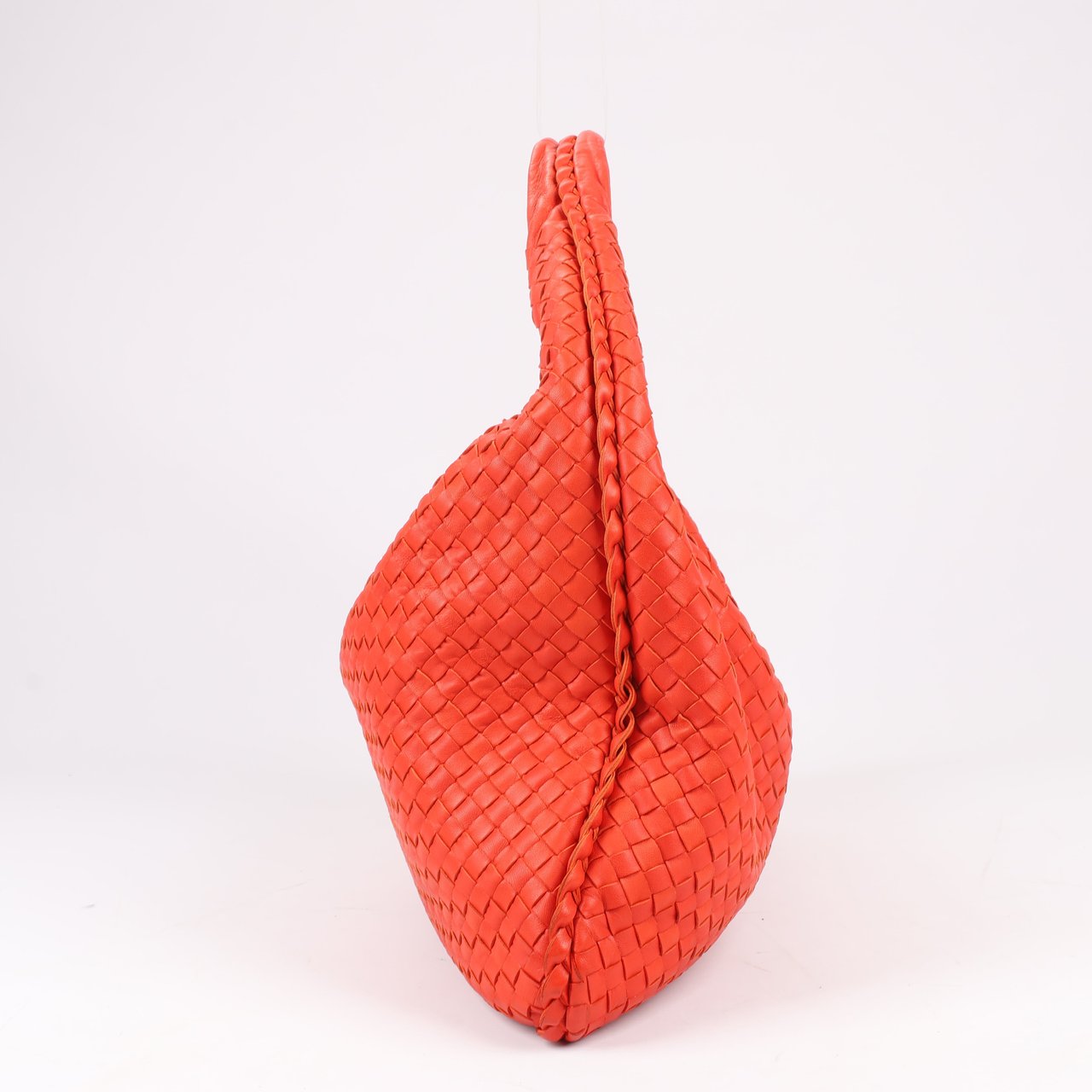 Bottega Veneta Bottega Veneta Intrecciato Hobo Leather Shoulder Bag in Red Rood
