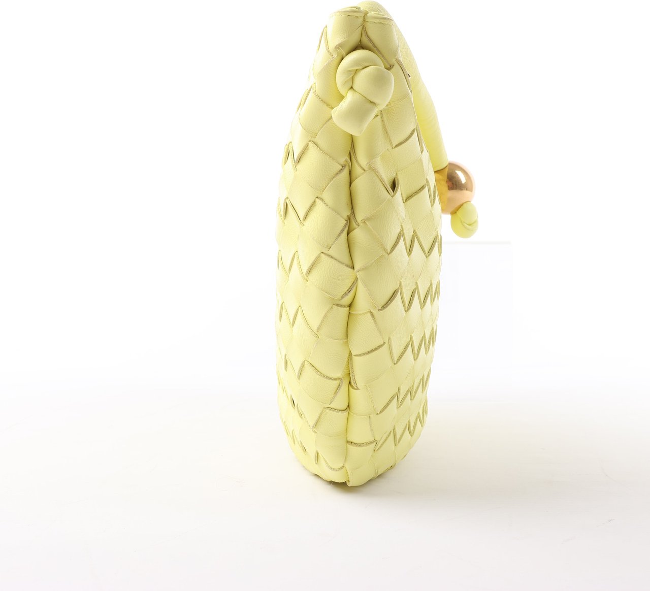 Bottega Veneta Bottega Veneta Intrecciato Medium Turns Pouch Leather Shoulder bag in Yellow Geel