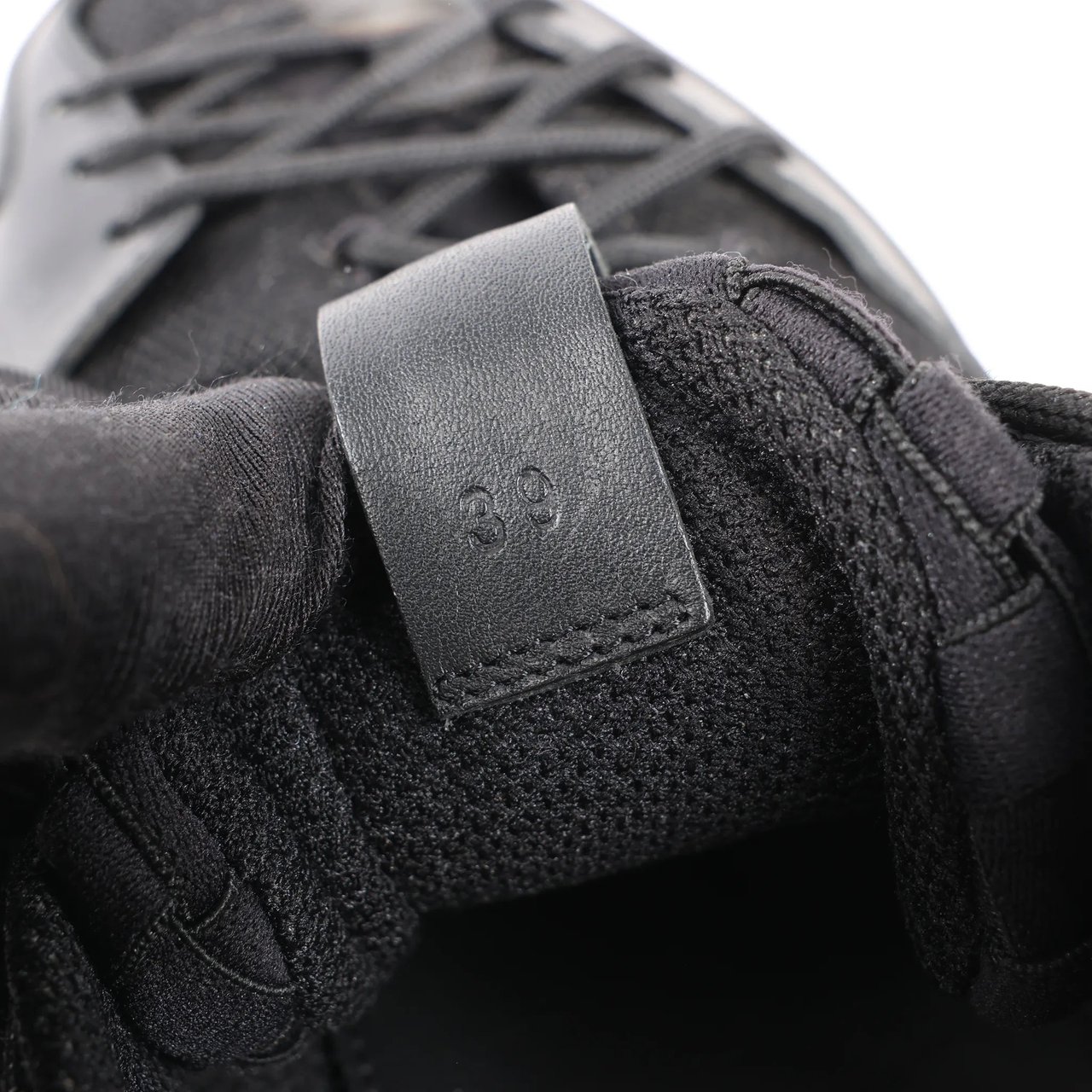 Bottega Veneta Bottega Veneta Scar Tex Fabric Sneakers in Black, Size 39 EU Zwart