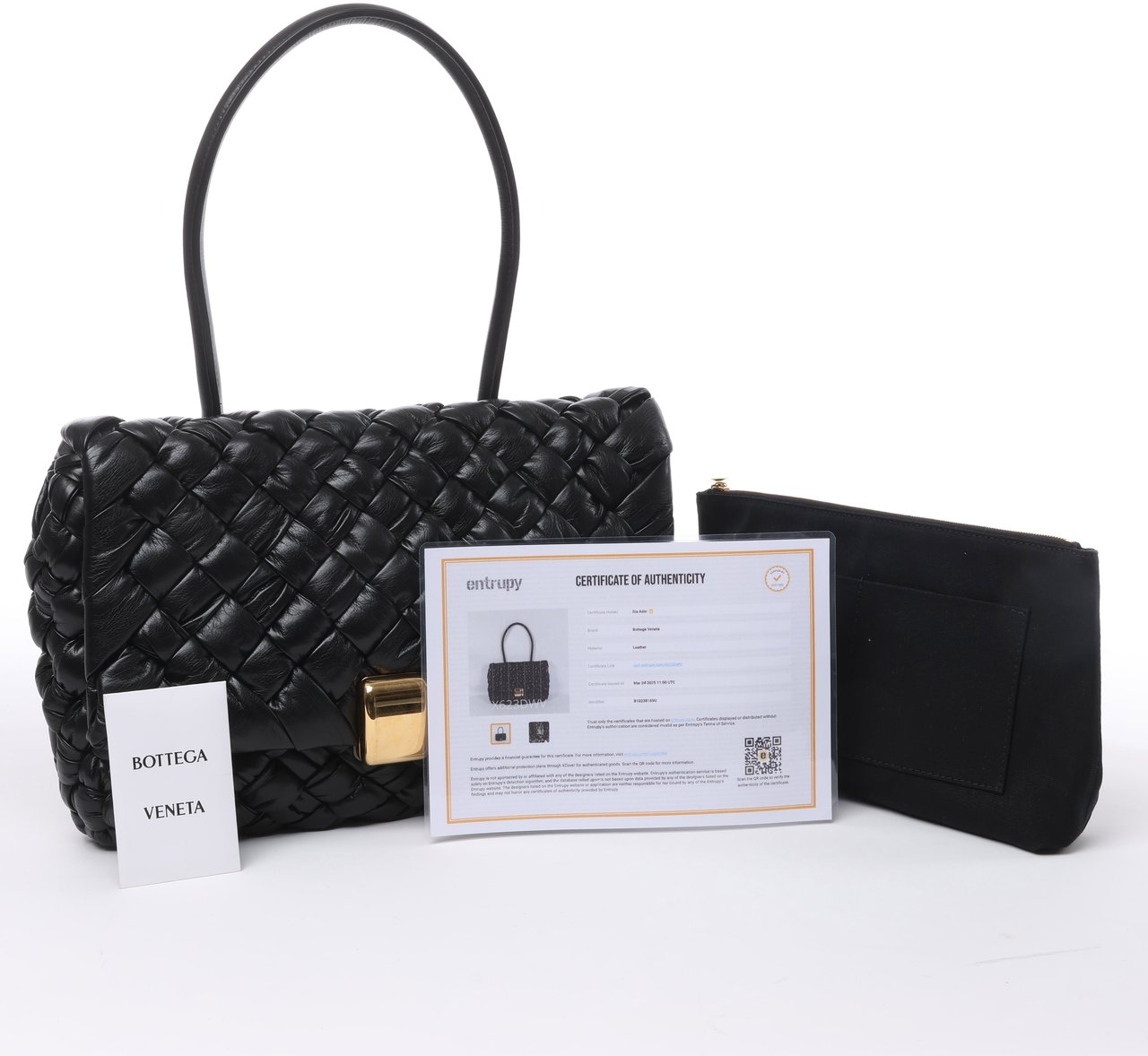 Bottega Veneta Bottega Veneta Leather Woven Rumple Desiree Shoulder Bag in Black Zwart