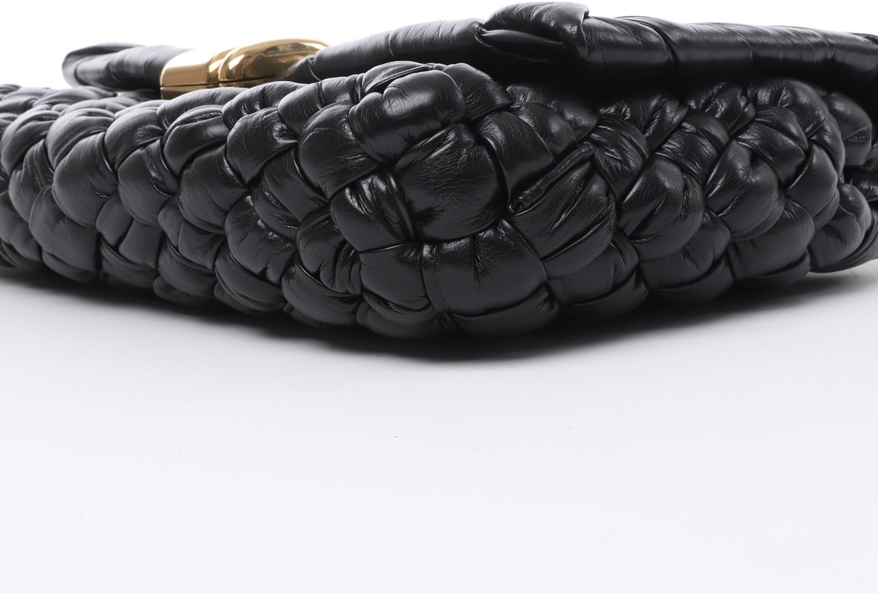 Bottega Veneta Bottega Veneta Leather Woven Rumple Desiree Shoulder Bag in Black Zwart