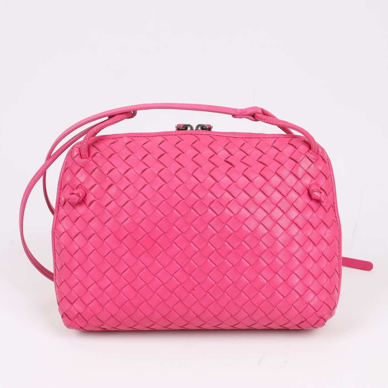 Bottega Veneta Bottega Veneta Intrecciato Nodini Crossbody Bag in Pink Roze