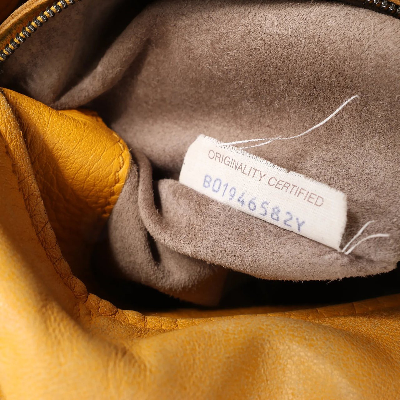 Bottega Veneta Bottega Veneta Intrecciato Leather Shoulder Bag in Yellow Geel