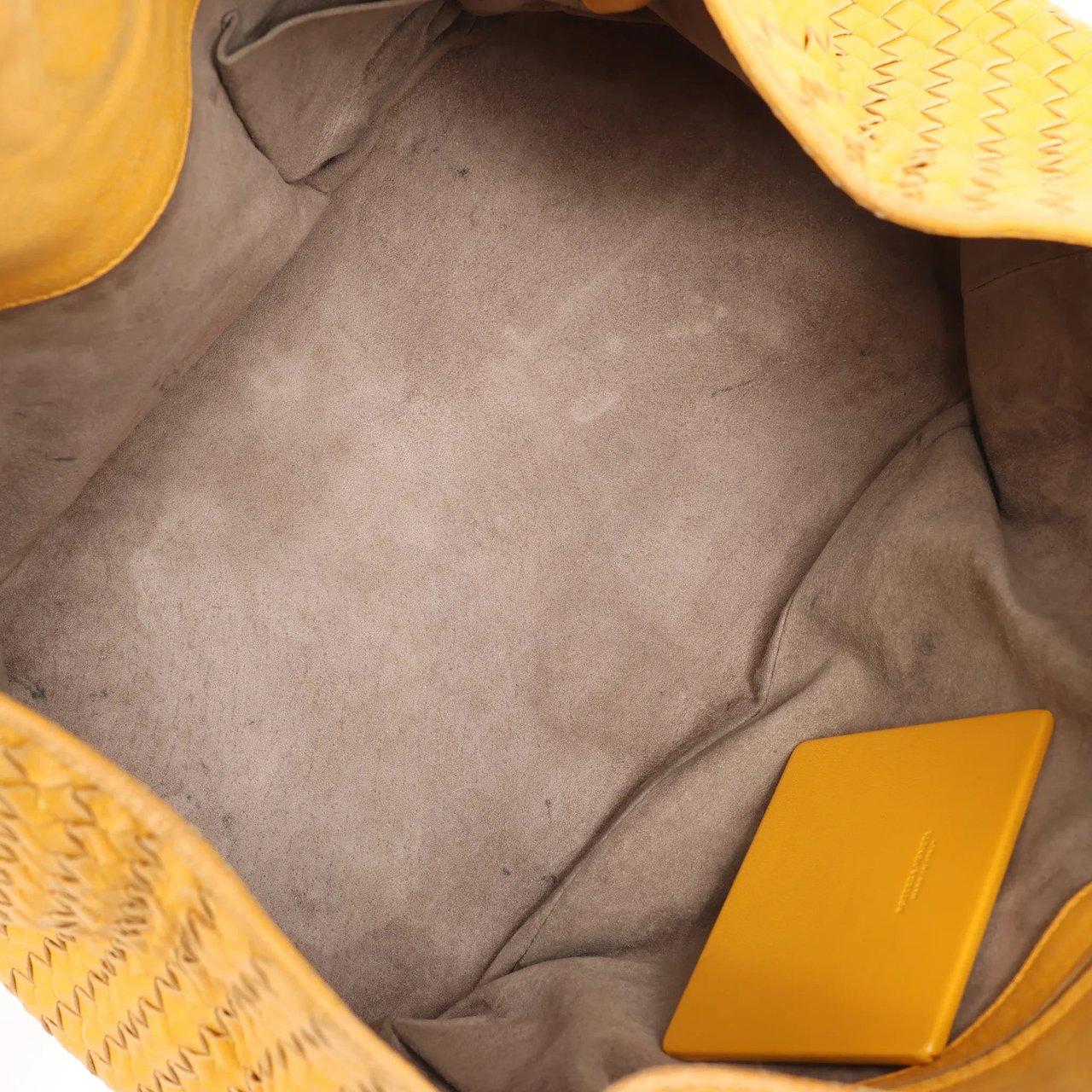 Bottega Veneta Bottega Veneta Intrecciato Leather Shoulder Bag in Yellow Geel