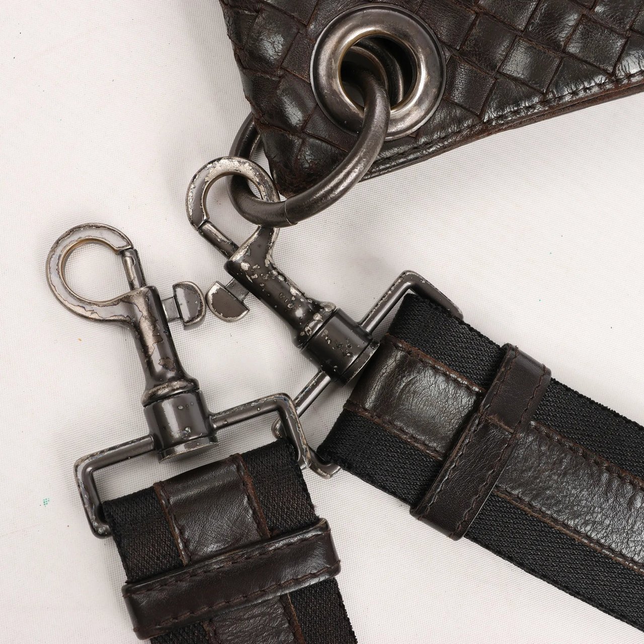 Bottega Veneta Bottega Veneta VN Intrecciato Crossbody Messenger Bag in Brown Bruin