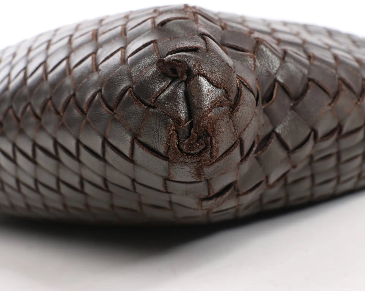 Bottega Veneta Bottega Veneta VN Intrecciato Crossbody Messenger Bag in Brown Bruin