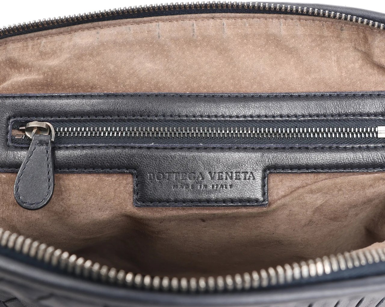 Bottega Veneta Bottega Veneta Nodini Intrecciato Leather Crossbody Bag in Black Zwart