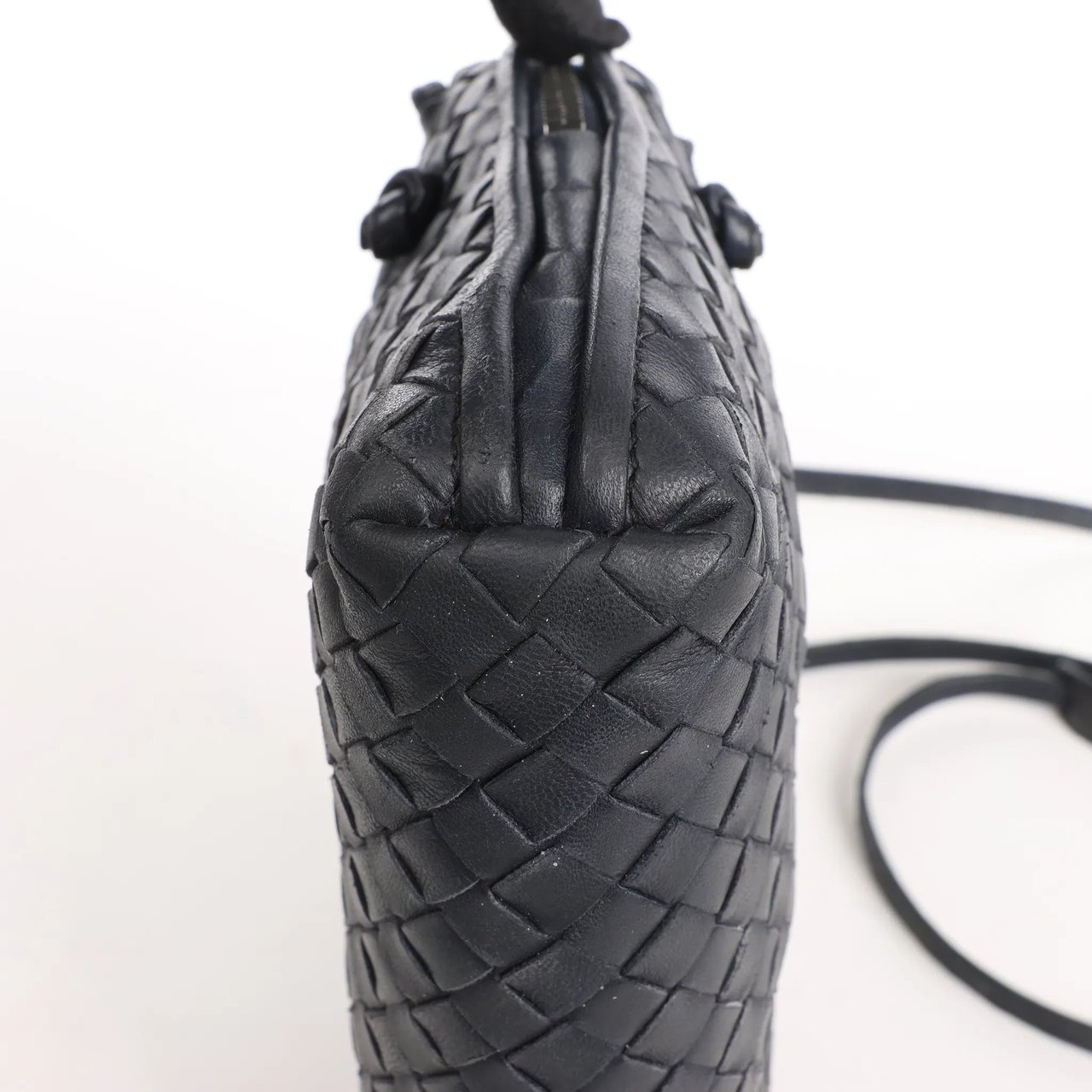 Bottega Veneta Bottega Veneta Nodini Intrecciato Leather Crossbody Bag in Black Zwart