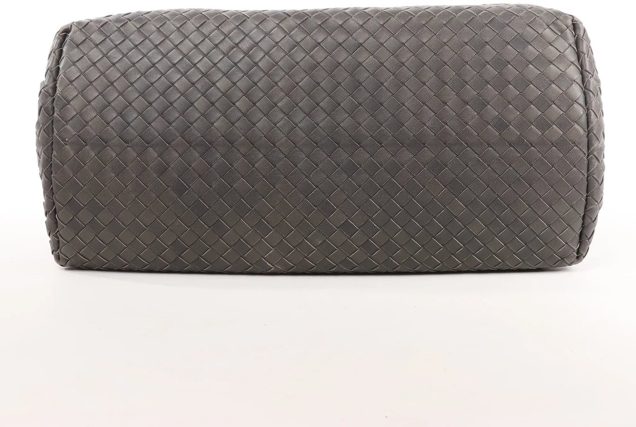 Bottega Veneta Bottega Veneta Intrecciato Roma Leather Handbag in Gray Grijs