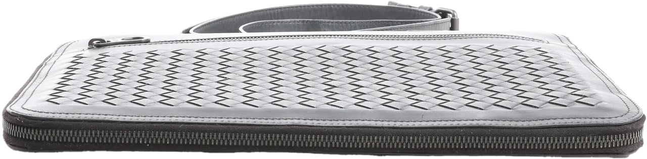 Bottega Veneta Bottega Veneta Intrecciato Crossbody Bag in Black Zwart