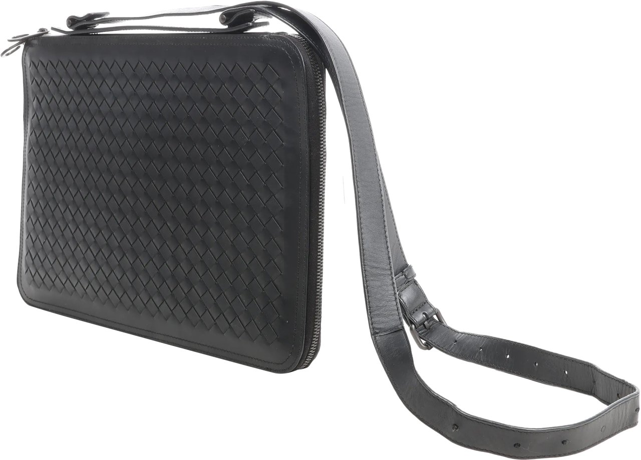 Bottega Veneta Bottega Veneta Intrecciato Crossbody Bag in Black Zwart