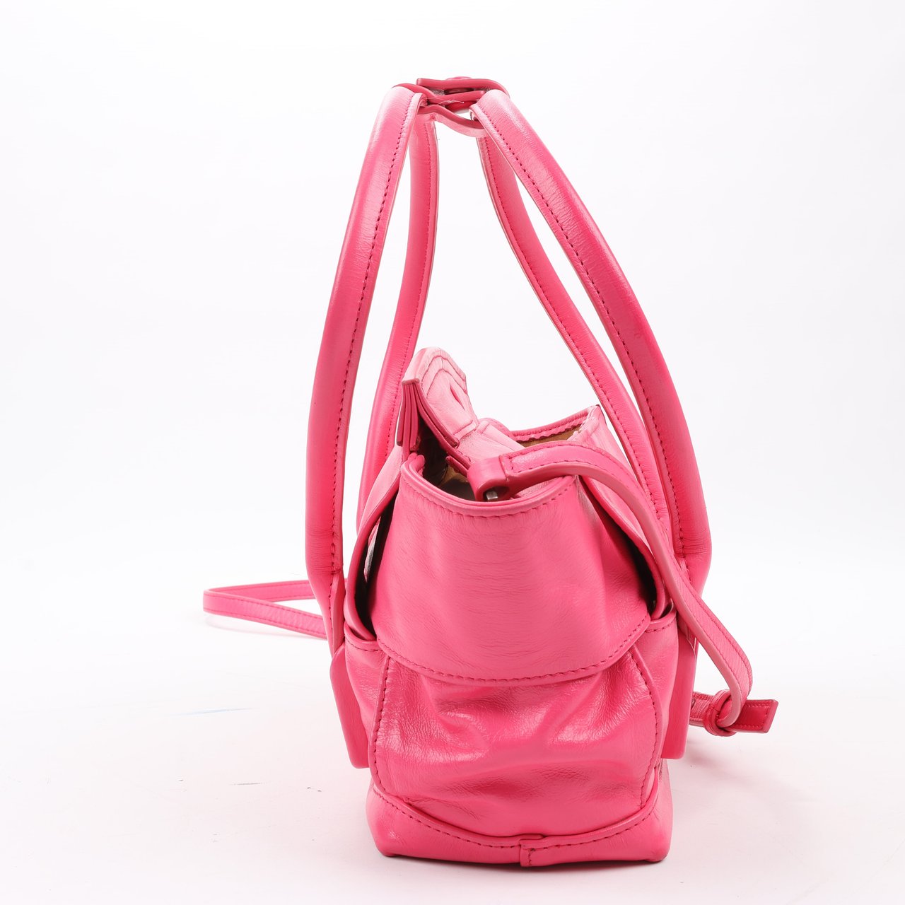 Bottega Veneta Bottega Veneta Arco Mini Paper Calfskin Maxi Intrecciato 2Way Handbag in Pink Roze