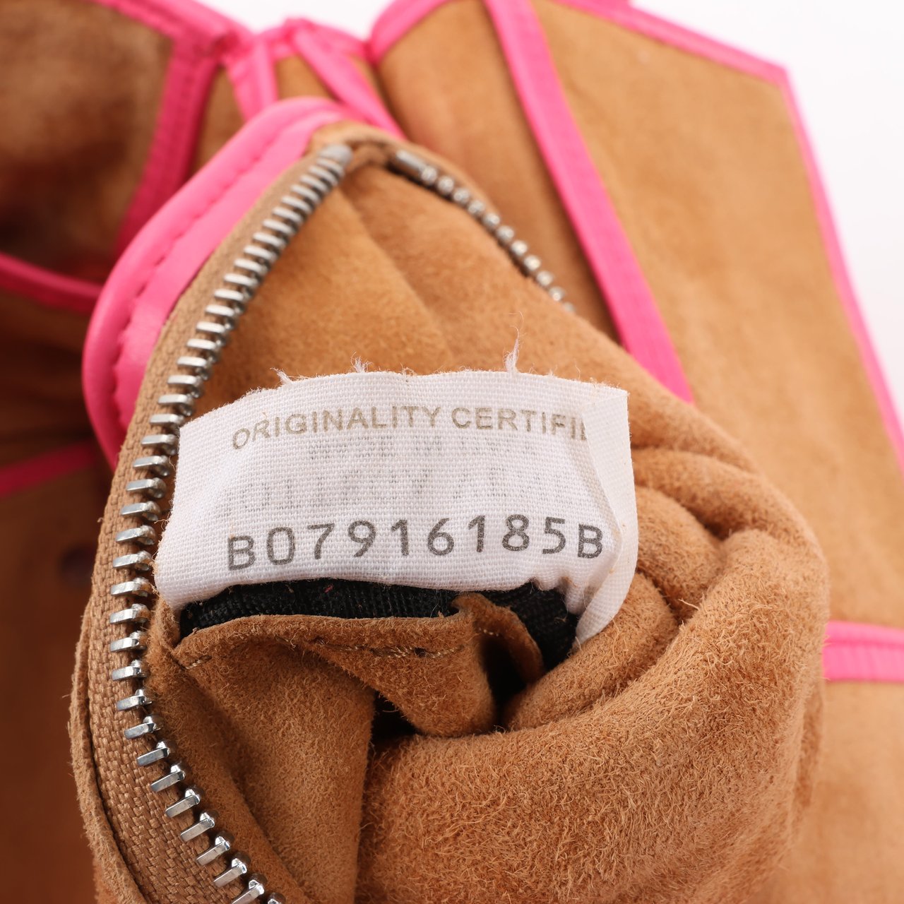 Bottega Veneta Bottega Veneta Arco Mini Paper Calfskin Maxi Intrecciato 2Way Handbag in Pink Roze