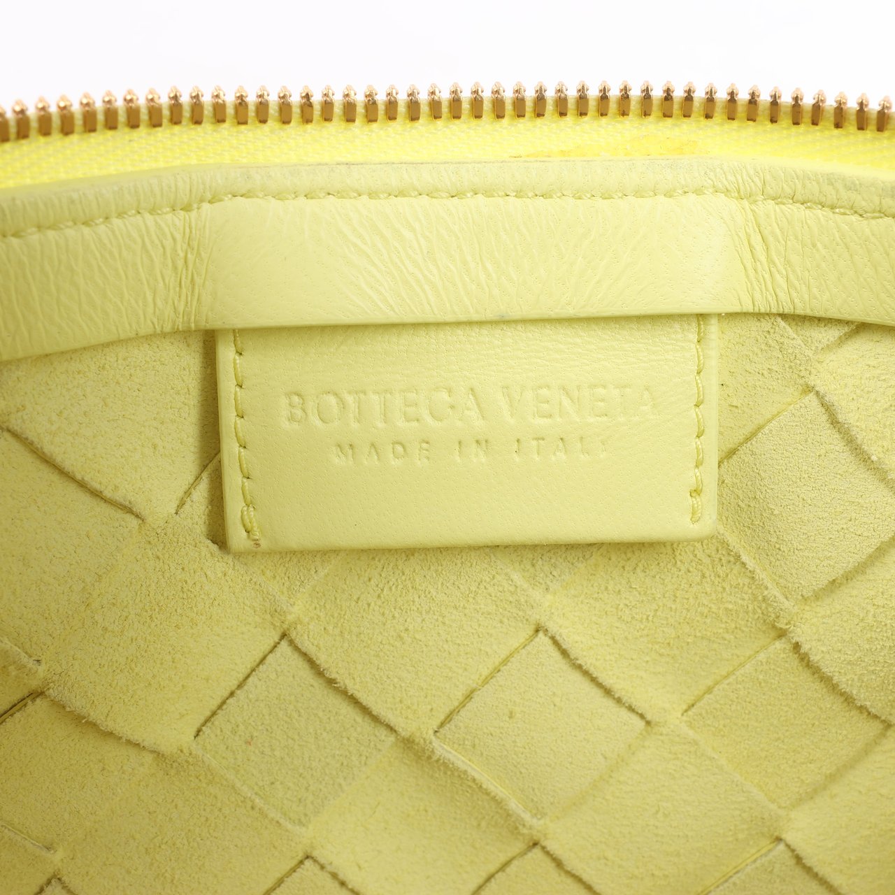 Bottega Veneta Bottega Veneta Intrecciato Medium Turns Pouch Leather Shoulder bag in Yellow Geel