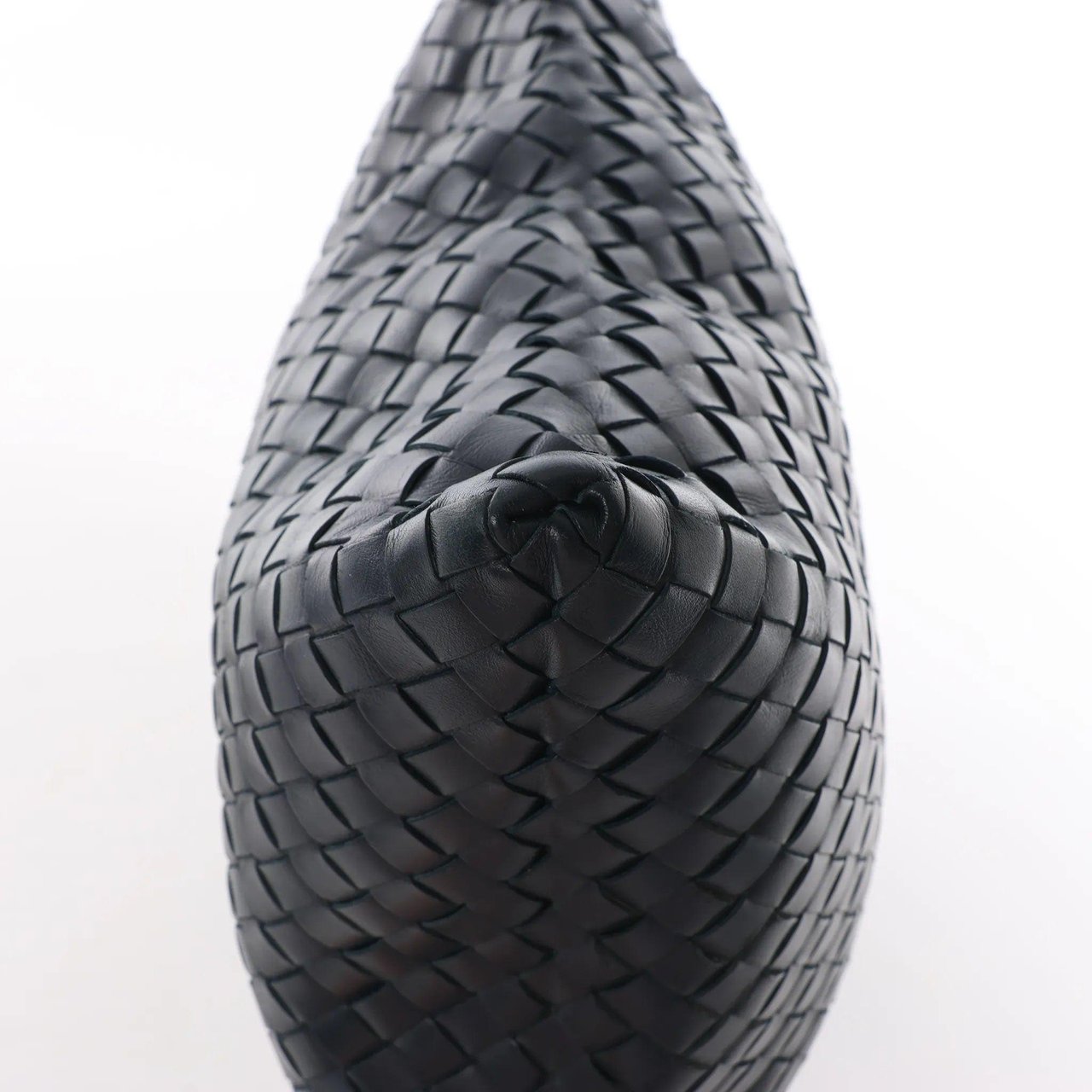 Bottega Veneta Bottega Veneta VN Intrecciato Crossbody Messenger Bag in Navy Blue Blauw