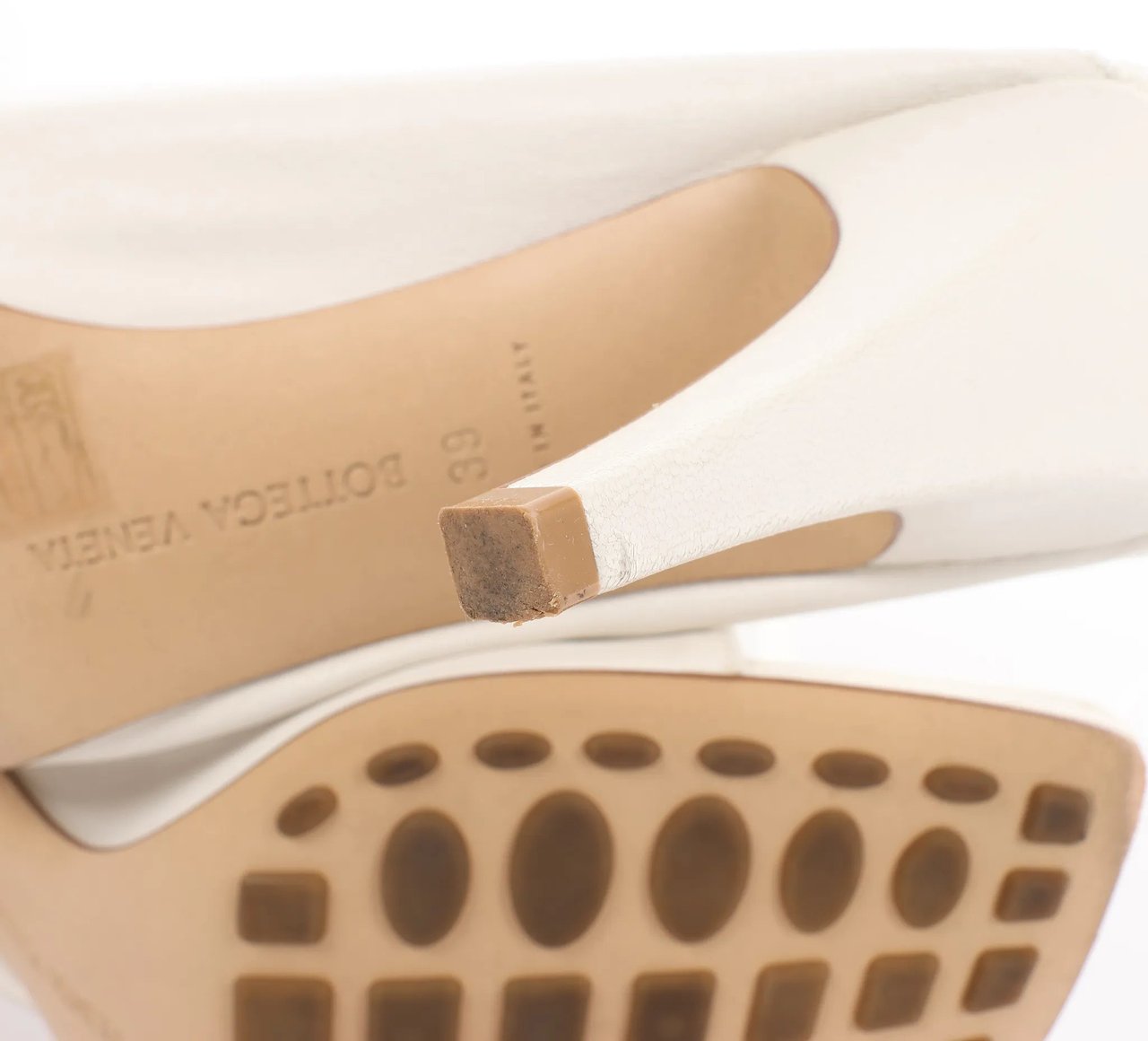 Bottega Veneta Bottega Veneta Mule Heel Toe Ring Leather in White, Size 39 EU Wit