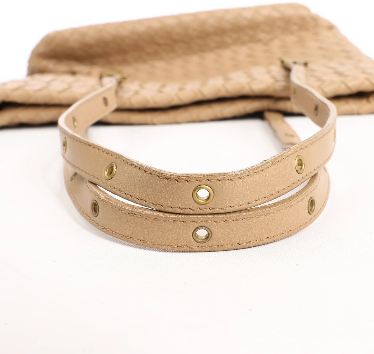 Bottega Veneta Bottega Veneta Intrecciato Leather Shoulder Bag in Beige Beige